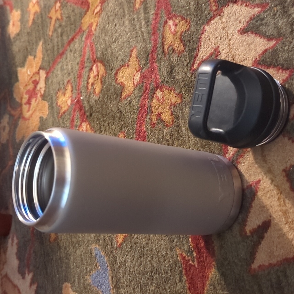 Grey yeti rambler